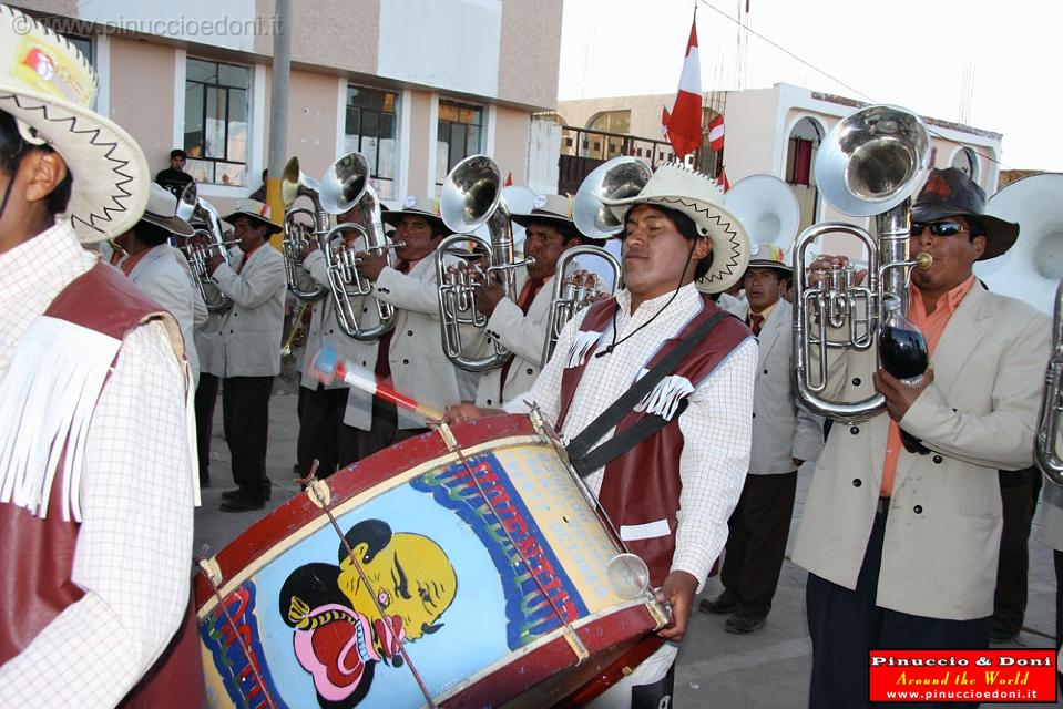 PERU - Village festivity on the road to Puno  - 22.jpg